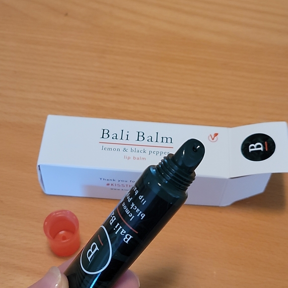 Vegan lip lot: Bali Balm and Yulip - Picture 11 of 15